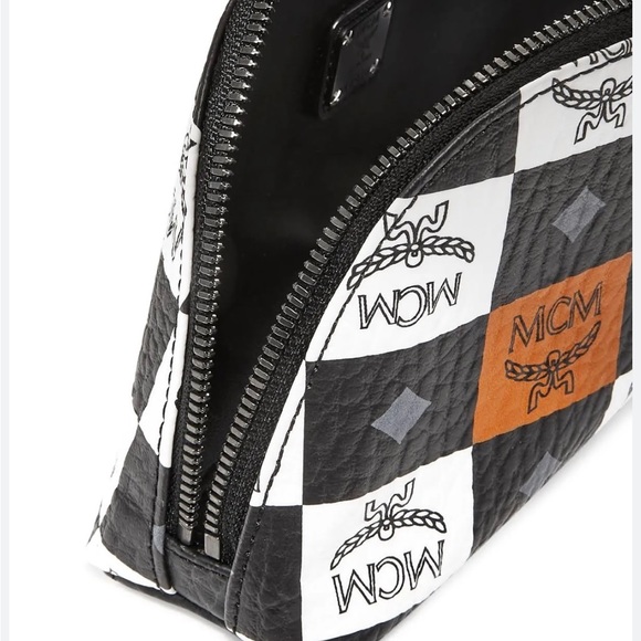 MCM NWT MENS AREN CHECKERBOARD VISETOS MONOGRAM MED COSMETIC BAG, NAPPA LEATHER - Picture 2 of 10